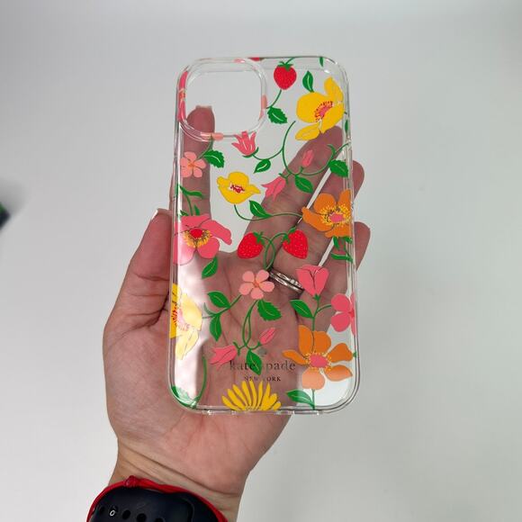 Kate Spade Strawberry Garden Case iPhone 15 Pro - Picture 7 of 9